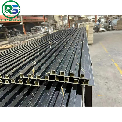 Environmental Friendly Linear Suspended Metal Ceiling 0.9mm White Aluminum Ceiling