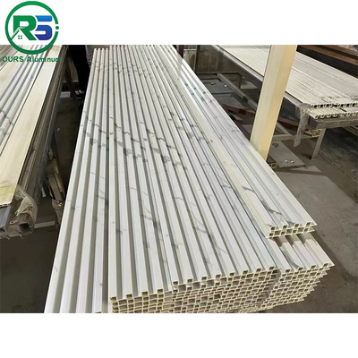 Environmental Friendly Linear Suspended Metal Ceiling 0.9mm White Aluminum Ceiling